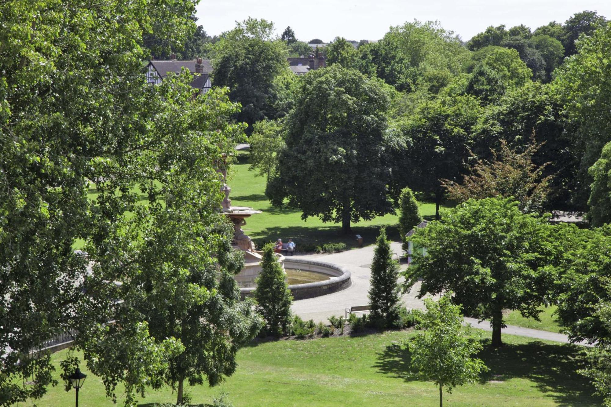 Lovely 2 Bedroom Apartment In Central Ashford 애슈퍼드 외부 사진